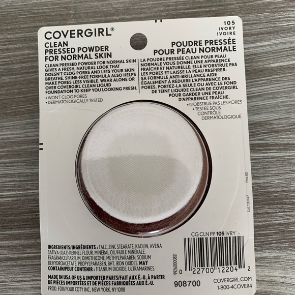 ⭐️ Cover Girl Clean pressed powder- ivory-105 - Picture 2 of 2